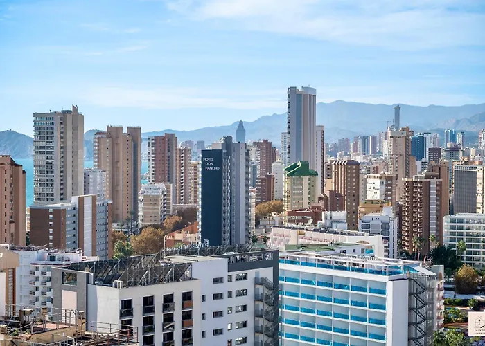 Mael Avec Piscine Et Jolie Vue * Benidorm